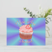 Strawberry Cupcake Invitation Kaart (Staand voorkant)