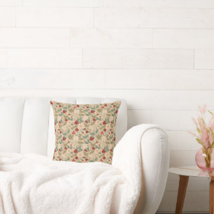 Strawberry Patch Pillow Kussen