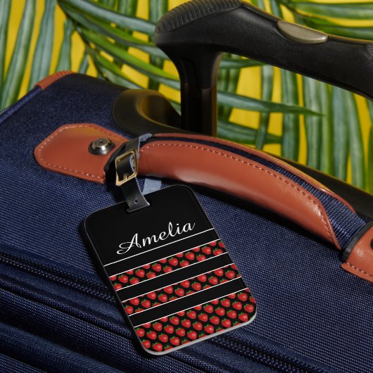 Strawberry Stripes Black Personalised Bagagelabel (Voorkant Insitu 1)