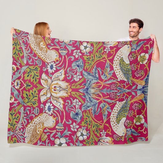 Strawberry Thief William Morris Fleece Deken (In situ)