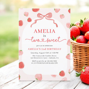 Strawberry Two Sweet 2nd Bow Girl's Birthday Kaart