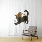 Stretching Black Cat – Witchy Autumn Classic T-Shi Wandkleed (In situ)