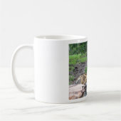 Stretching Tiger Koffiemok (Links)