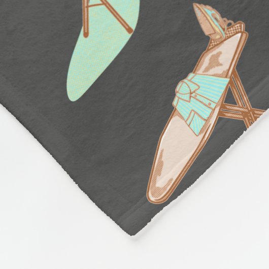 Strijkijzer en strijkplank huishoudelijke taken fleece deken (Hoek)