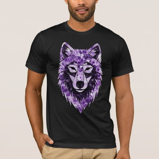 Striking Amethyst Wolf T-shirt (Voorkant)