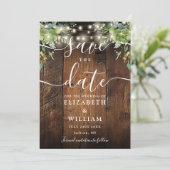 String Lights Rustiek Hout Groen Huwelijk Save The Date (Staand voorkant)