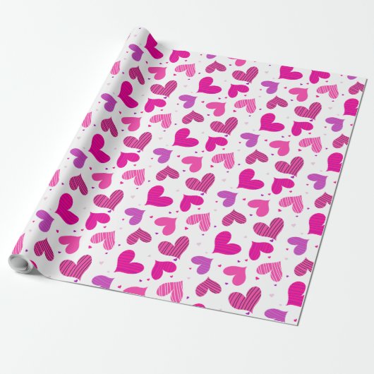 Striped Hearts roze Cadeaupapier (Uitgerold)