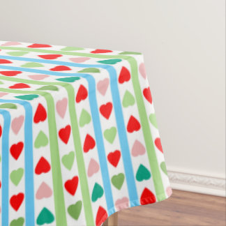Striped pattern with hearts for Valentine's day Tafelkleed