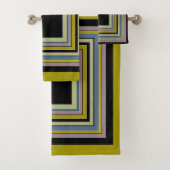 Striped Square Classic Gray Olive Pattern (En situation)