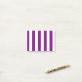 Stripes - wit en Paars Post-it® Notes (Op bureau)