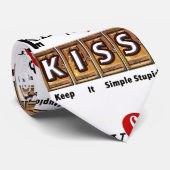 Stropdas K.I.S. (Opgerold)