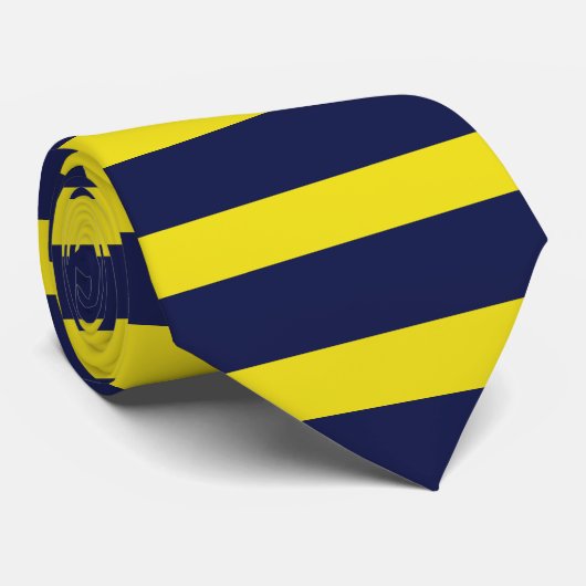 Stropdas met horizontale streep en met zeemacht (Opgerold)