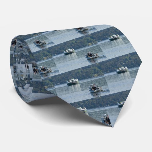 Stropdas met reuzenboot (Opgerold)