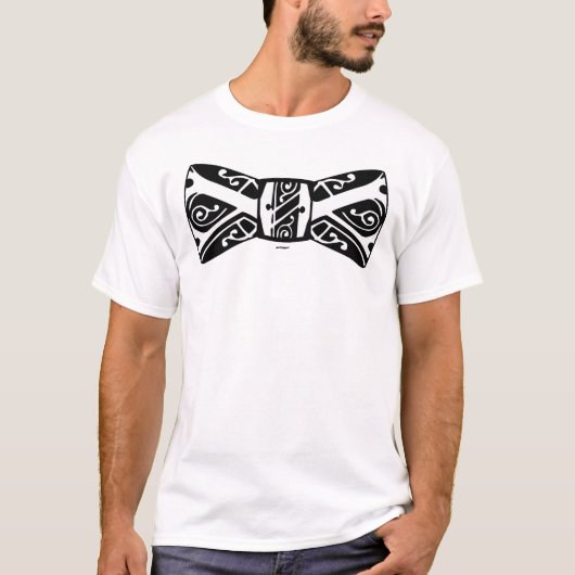 Stropdas met zwarte en witte boog t-shirt (Voorkant)