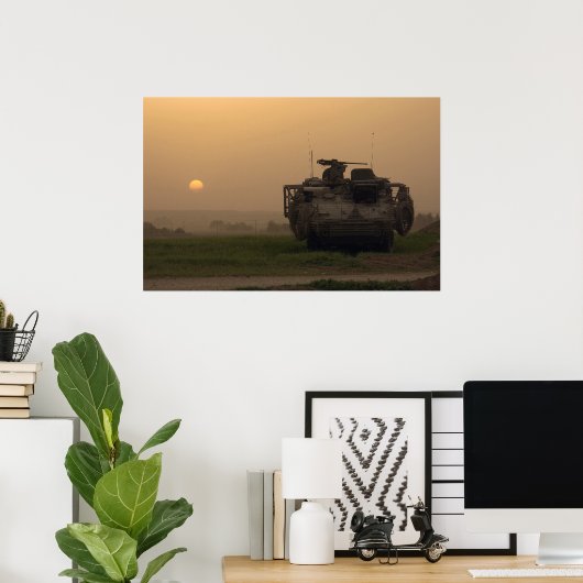 Stryker Infanterievoertuig Poster (Thuiskantoor)