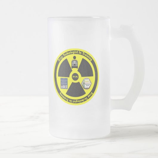 Student radiologie in Mokken voor opleiding (Rechts)