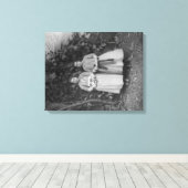 Studenten van de kunstschool voor meisjes in Turki Canvas Afdruk (Insitu (Houten vloer))