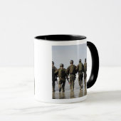 Studenten voor de opleiding van bemanningsleden mok (Voorkant rechts)