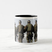 Studenten voor de opleiding van bemanningsleden tweekleurige koffiemok (Center)