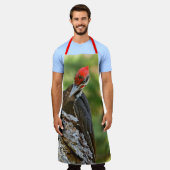 Stunning Portrait of Pileated Woodpecker on Tree Schort (Gedragen)