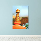 stupa bouddhiste enveloppé de toile (Insitu (Plancher de Bois))