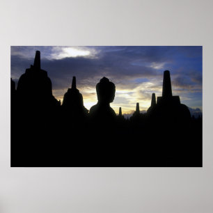 Stupas en Boeddha-standbeeld op Sunset, Borobudur Poster