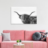 Sturdy highland koe in monochroom canvas afdruk (Insitu (Woonkamer))