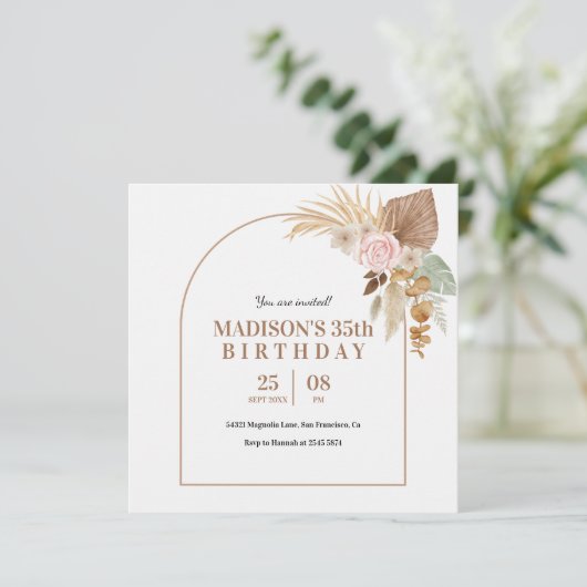 Style Boho Beige Invitation Anniversaire (Debout devant)