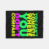 Style Conscious You Can't Compete Where You Don't  Fleece Deken (Voorkant (Horizontaal))