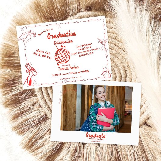 Style Doodle Main dessiné Graduation Invitation