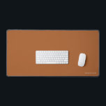 Style minimal de nom personnalisé<br><div class="desc">Personnalisez votre espace de travail avec ce tapis de bureau de style classique et minimaliste qui peut être customisé avec votre nom.</div>