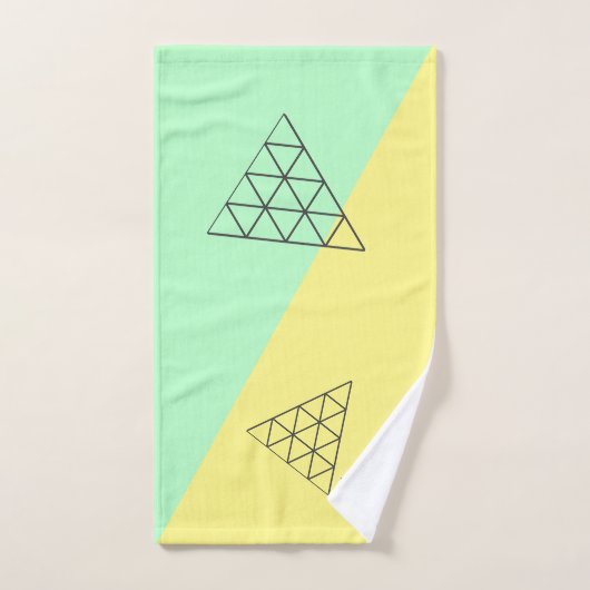 Style Pyramide Triangle Géométrie Pastel (Serviette à main)