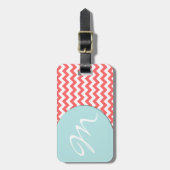 Stylish Coral Chevron en Monogram Bagagelabel (Voorkant verticaal)
