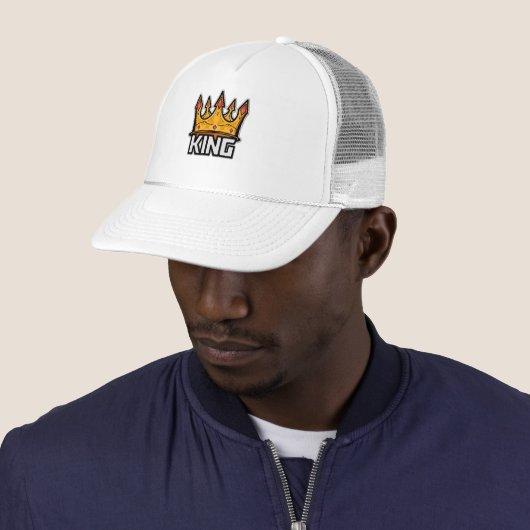 Stylish King Crown Trucker Hat Pet (In situ)