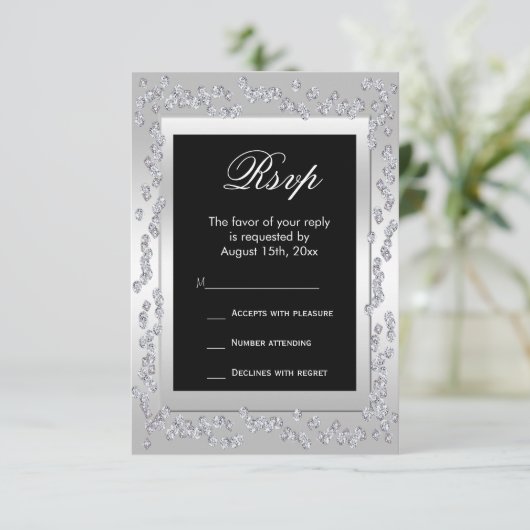 Stylish Silver Diamonds 60e mariage RSVP (Debout devant)