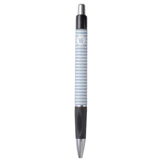 Stylo avec monogramme à rayures ondulées bleu clai (Devant (Vertical))