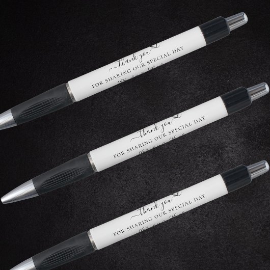 Stylo Black white script coeur mariage merci