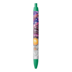 Stylo Bleu Joyeux Gnome En Casquette Violet Chante Une Chanso