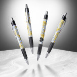 Stylo Élégant 18ème anniversaire de Mariage de porcelain<br><div class="desc">Ce stylo élégant apporte une touche spéciale supplémentaire aux célébrations du 18e anniversaire du mariage de porcelaine ! Un élégant lettrage noir et blanc avec des confettis hexagonaux dorés sur un arrière - plan marbré blanc et porcelaine bleu ajoute une touche mémorable pour cette occasion spéciale et cette étape importante....</div>