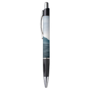 Stylo Moody Dark Ocean Waves Sous Peinture Ciel Overcast