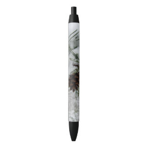 Stylo Noir Branche des pins neigeux Photographie de la nature