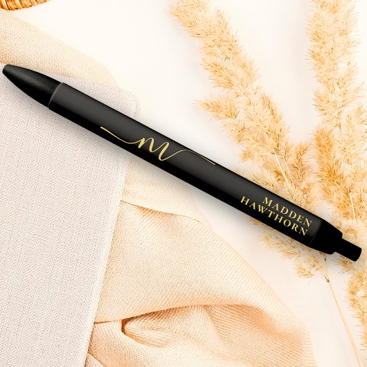 Stylo Noir Calligraphie moderne de monogramme en écriture nom