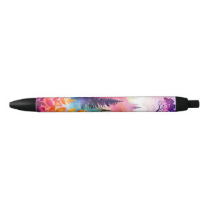 Stylo Noir Feuilles colorés N Arbres de la forêt sur la monta