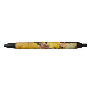 Stylo Noir Feuilles de Érable Tombées Jaune Automne Nature