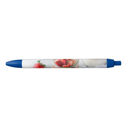 Stylo Noir fraises et crème (Devant)