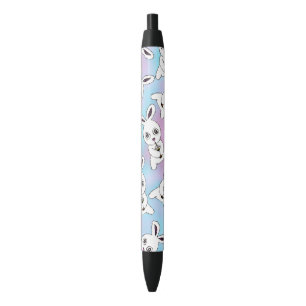 Stylo Noir Lapin mignon avec le milk-shake de café sur la