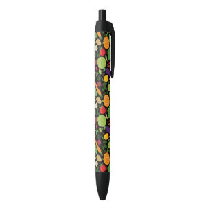 Stylo Noir Nourriture sur un arrière - plan noir