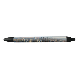 Stylo Noir Vue aérienne d'horizon de ville de Seattle