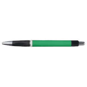 Stylo Un écran vert positionné sur un fond blanc