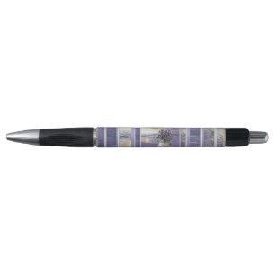 Stylo violettes dans un bocal de lune